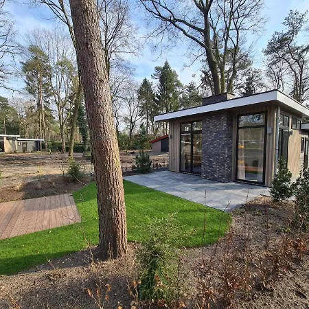 Pleasing Furnished With View Of The Lake *